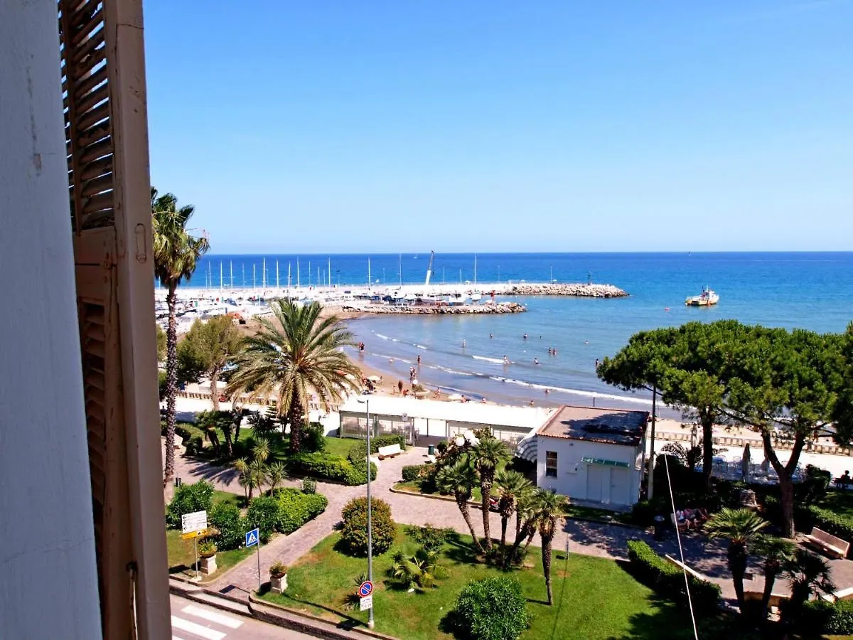 Hotel Paradiso